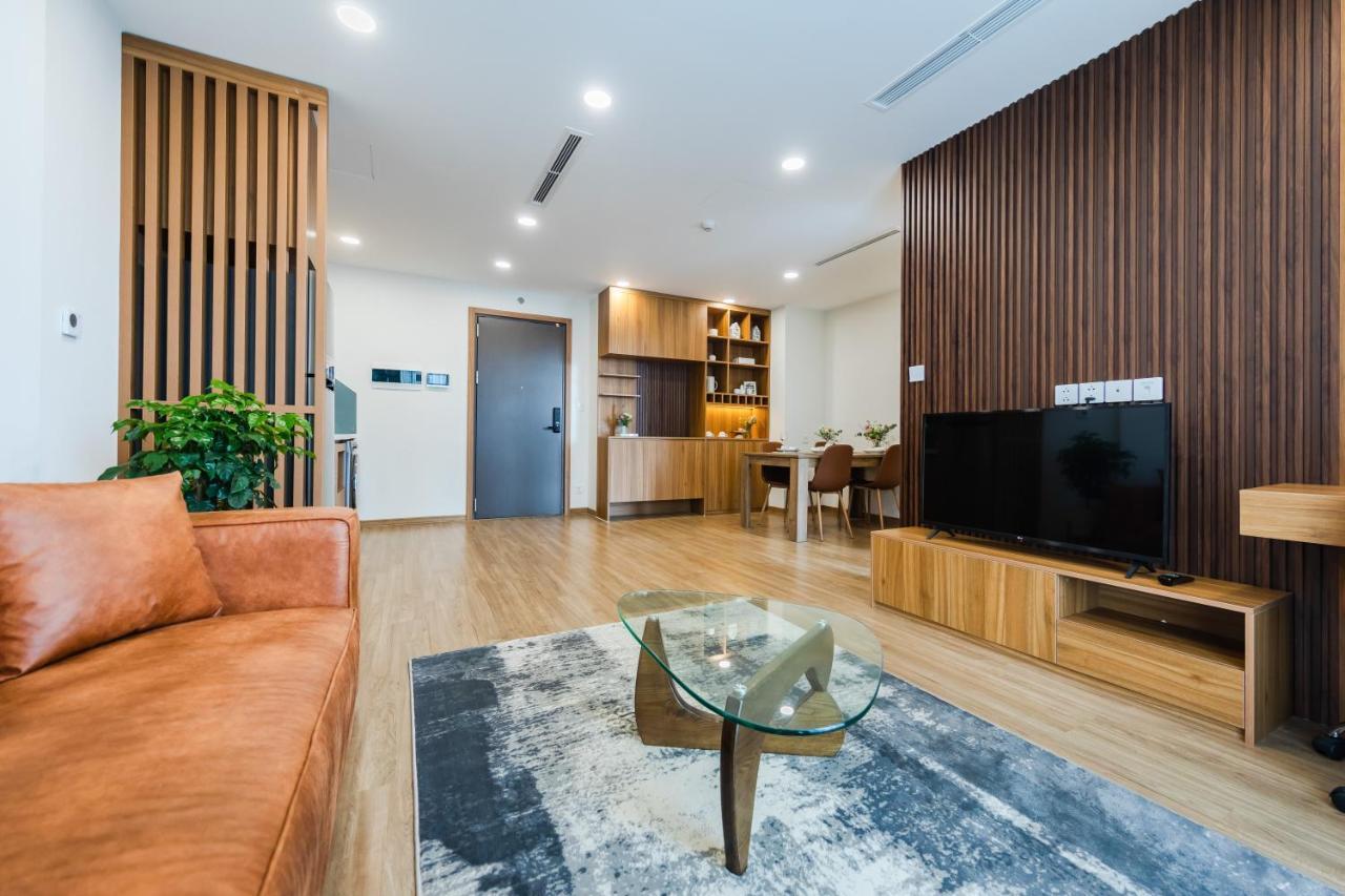 Five Star Westlake 1St-4Th Floors Hotel & Serviced Apartment Ανόι Εξωτερικό φωτογραφία A living room in a serviced apartment in Hanoi, Vietnam