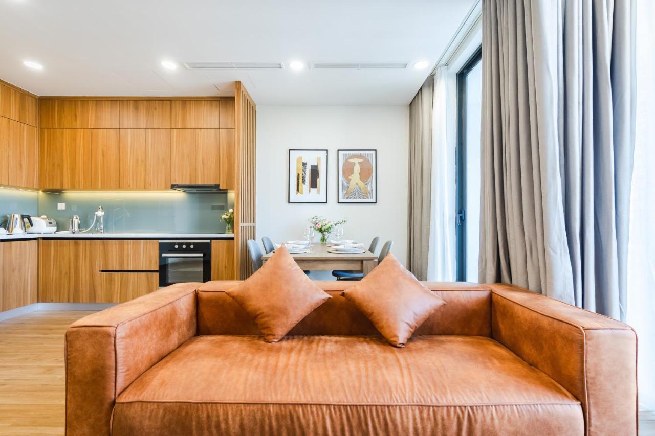 Five Star Westlake 1St-4Th Floors Hotel & Serviced Apartment Ανόι Εξωτερικό φωτογραφία A living room with a sofa
